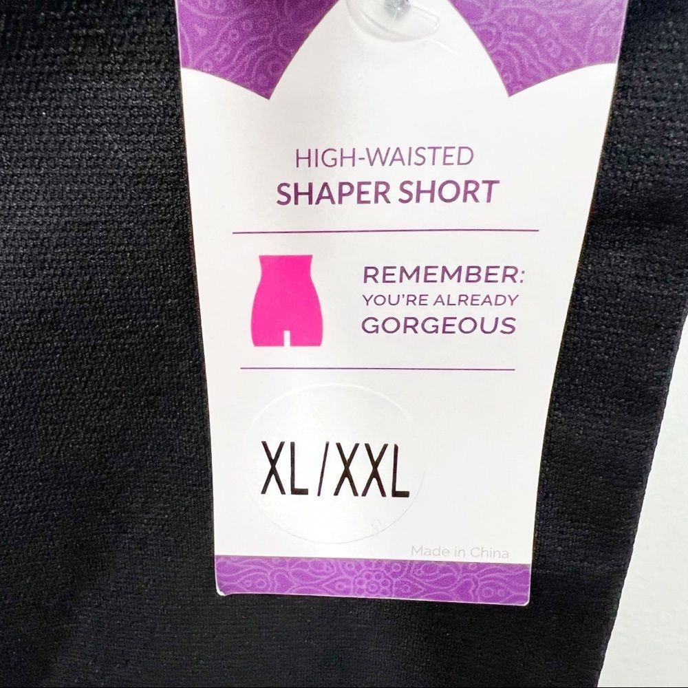 🆕 Empetua High-Waisted Shaper Shorts Size XL/XXL